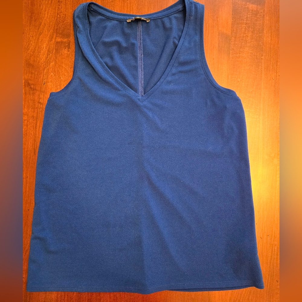 Women's Express XS Vneck Tank